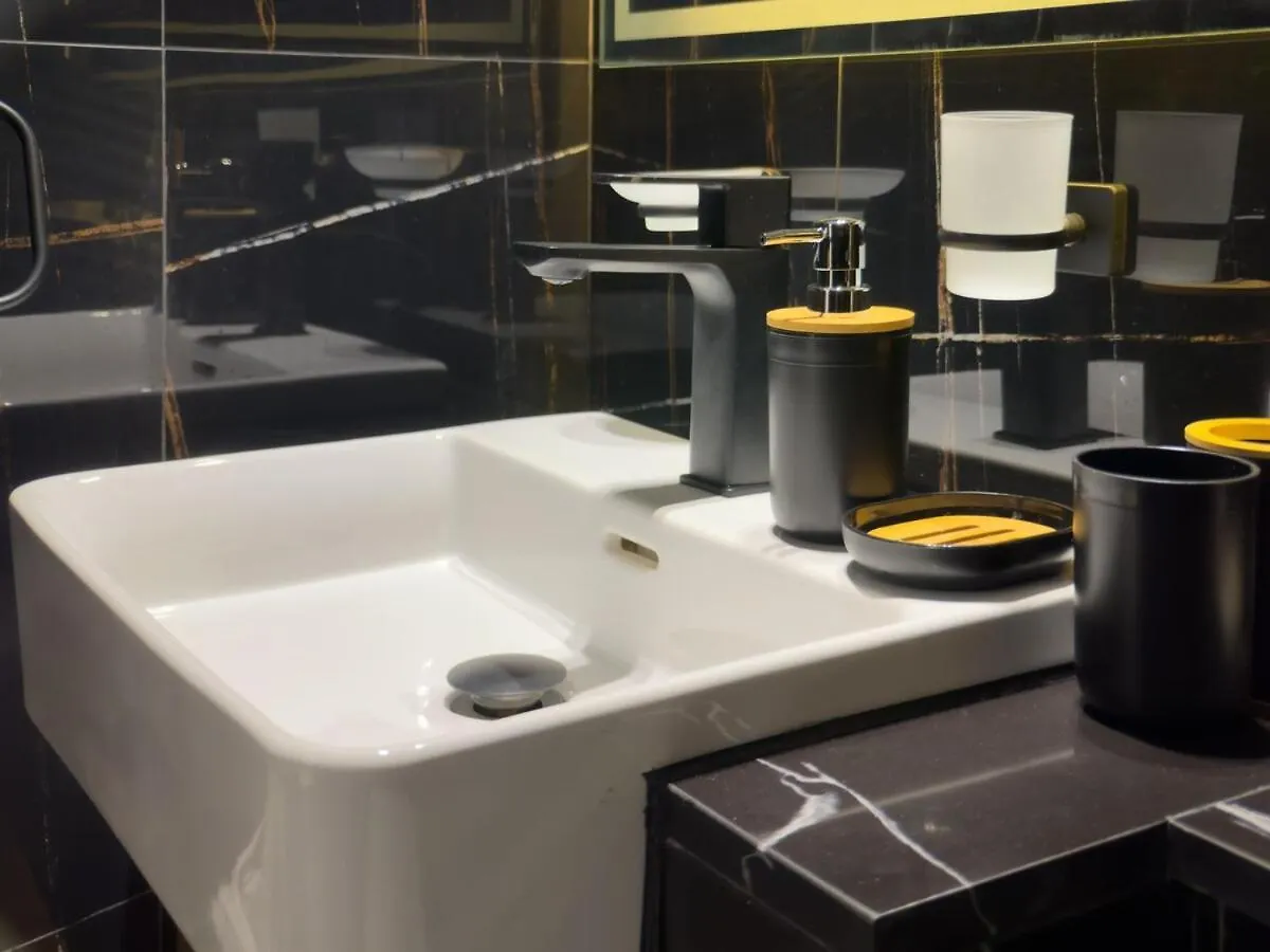 Luxury 1 Bdr - Binghatti House, Jvc Dubai 0*,