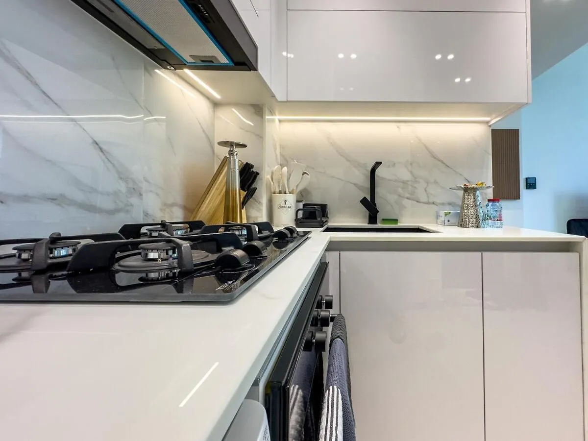 Apartment Luxury 1 Bdr - Binghatti House, Jvc Dubai United Arab Emirates